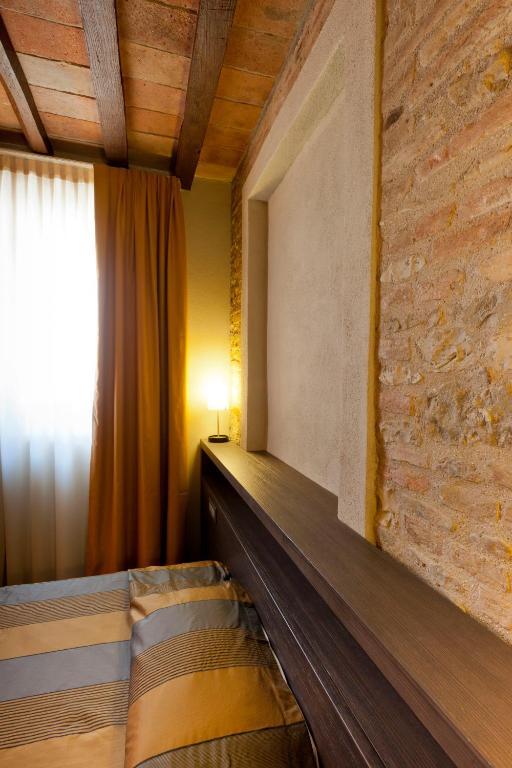 Locanda Sant'Ambrogio Rivalta  Rom bilde