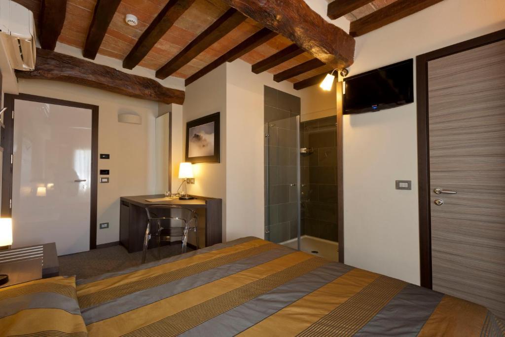Locanda Sant'Ambrogio Rivalta  Rom bilde